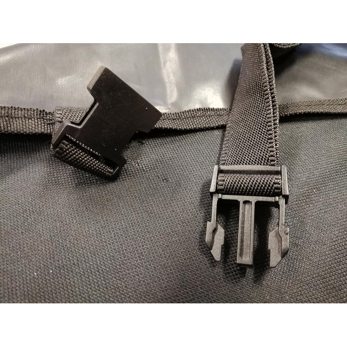 Захист для багажника автомобіля для собак Universal Schondecke - водовідштовхувальний, чорний, з боковим захистом