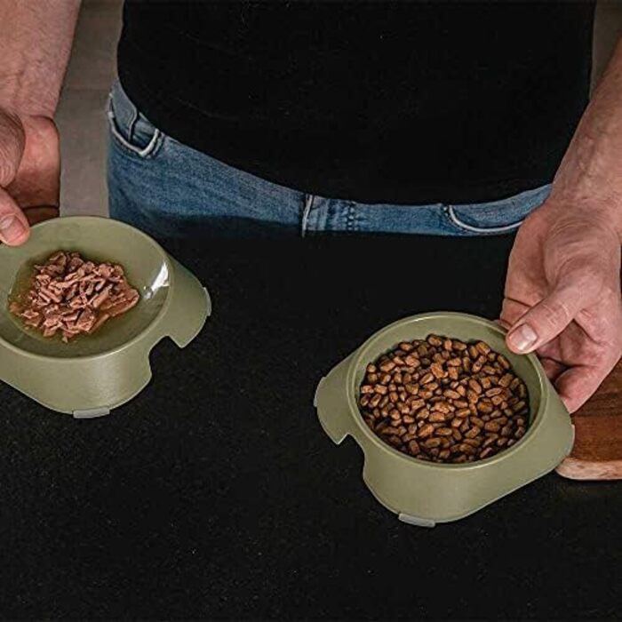 Миска для собак та котів Tiernapf 700мл, біла. Без BPA, з гумовими ніжками, з перероблених матеріалів.