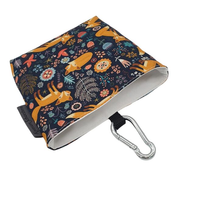 Сумка для ласощів для собак з магнітом та карабіном з бавовни - різні візерунки (лисичка)