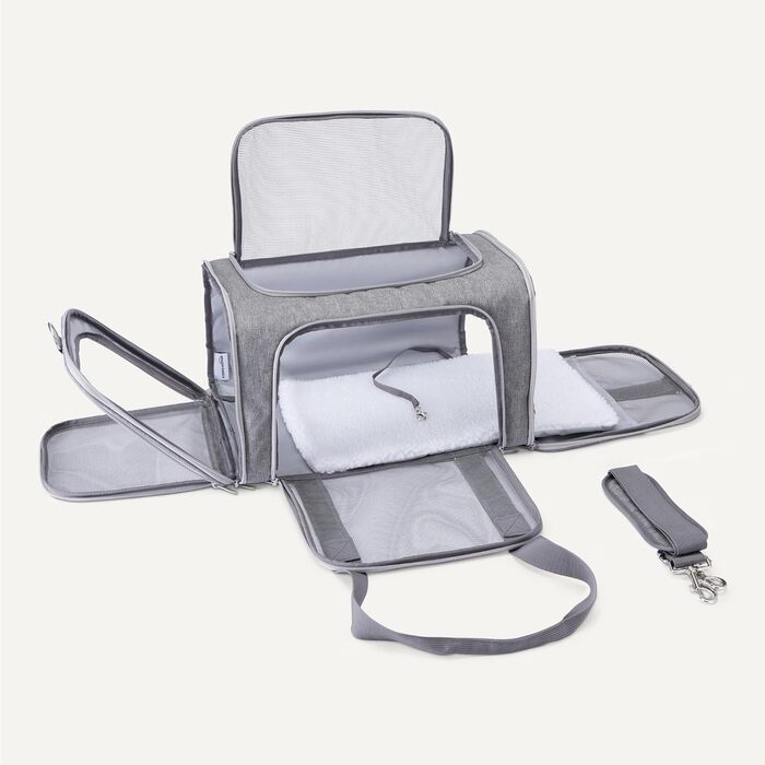 Транслювач для котів та собак Amazon Basics з регульованим ременем, м'який, схвалений авіакомпаніями, складаний та портативний, з сітчастою вентиляцією