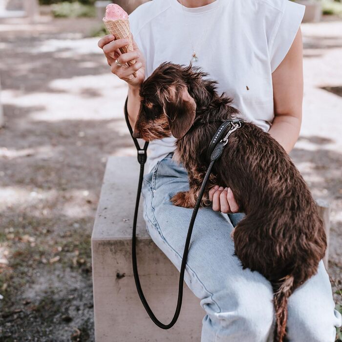 Нашийник для собак HUNTER Round & Soft Canadian UP, чорний, м'яка шкіра, фелл-френдлі, Made in Germany