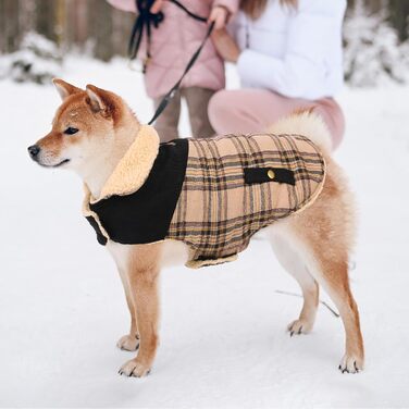 Теплий зимовий одяг для собак: флісовий зимовий одяг, куртка для маленьких, середніх та великих собак. Тепла куртка-пуловер для собак з отвором для повідка, підходить для активного відпочинку в приміщенні та на вулиці. Колір: бежевий, візерунок: в клітинк