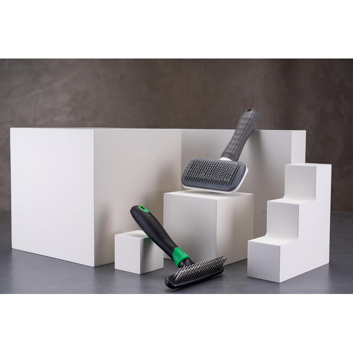 Набір щіток для собак та котів FinoPet 2 шт. з щіткою для підшерстя та інструментом для догляду за кігтями. Ідеальний аксесуар для догляду за шерстю та кігтями цуценят та дорослих тварин.