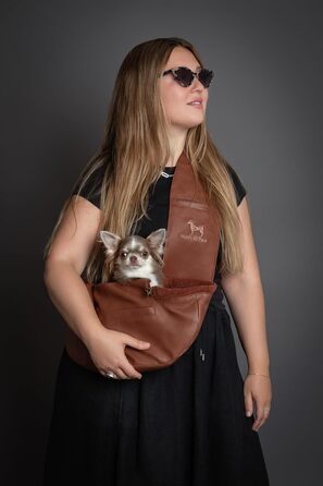 Сумочка для собак Noah & Paw для маленьких собак до 5 кг, з регульованим плечовим ременем та м'яким хутром, 3 системи безпеки, переноска для тварин з веганської шкіри (колір коричневий, розмір L 38 x 15 x 14 см)