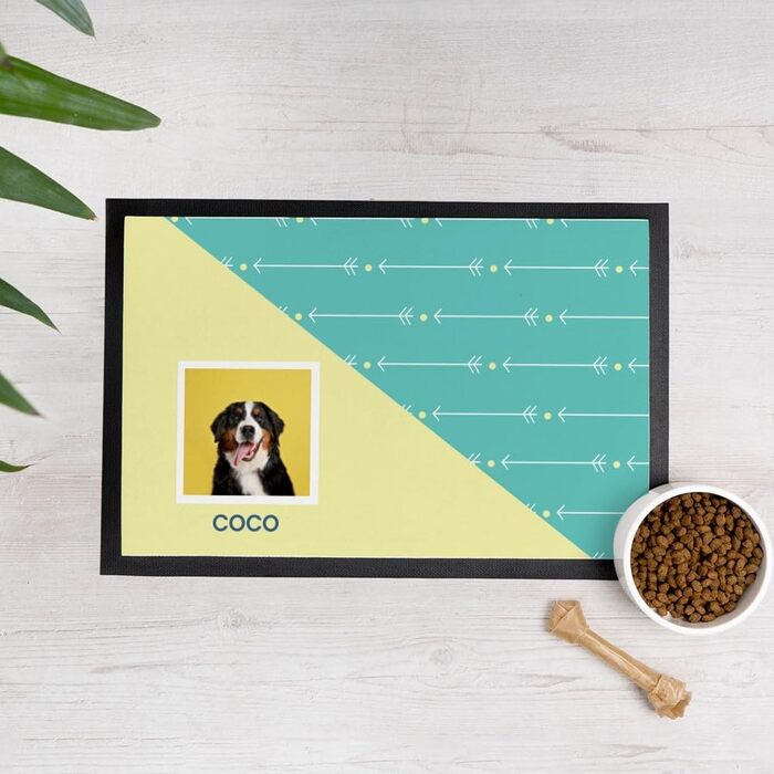Індивідуальна підставка під миску для собак та котів Wanapix з іменем та фото | Нековзна гумова база | 60 x 40 см