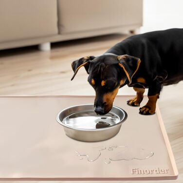 Силіконовий килимок для годівлі та води для тварин Finorder 86,4 x 53,3 см, з піднятими краями та антиковзаючою поверхнею, водонепроникний, придатний для миття в посудомийній машині (Бежевий)