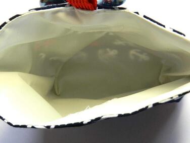 Сумка для ласощів для собак з магнітом та карабіном з тканини - червоно-білі анкери