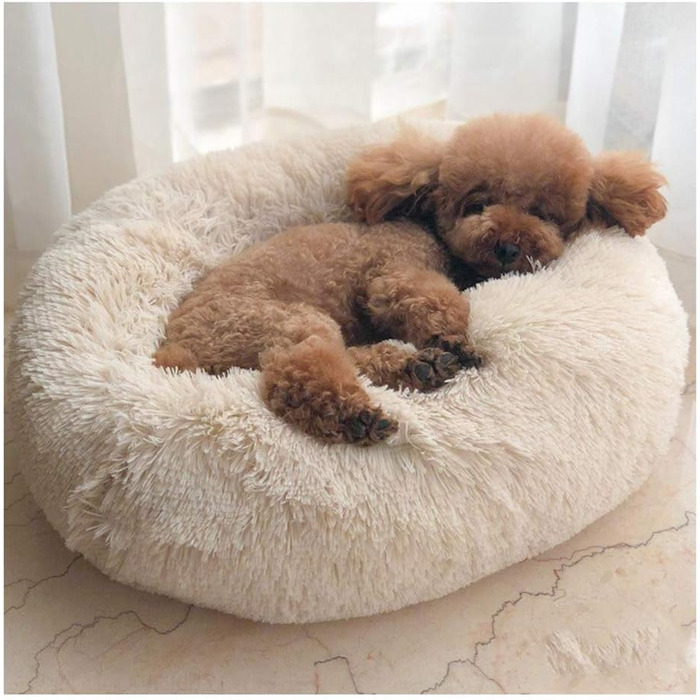 М'яке ліжко для собак Maran Gemütlich: зручне, знімне та миється. Квадратна форма, 70х70х20 см, бежевий колір.