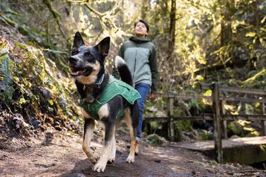RUFFWEAR Overcoat Fuse – комбінований утеплений жилет і шлея для собак, з флісовою підкладкою, розмір S, зелений