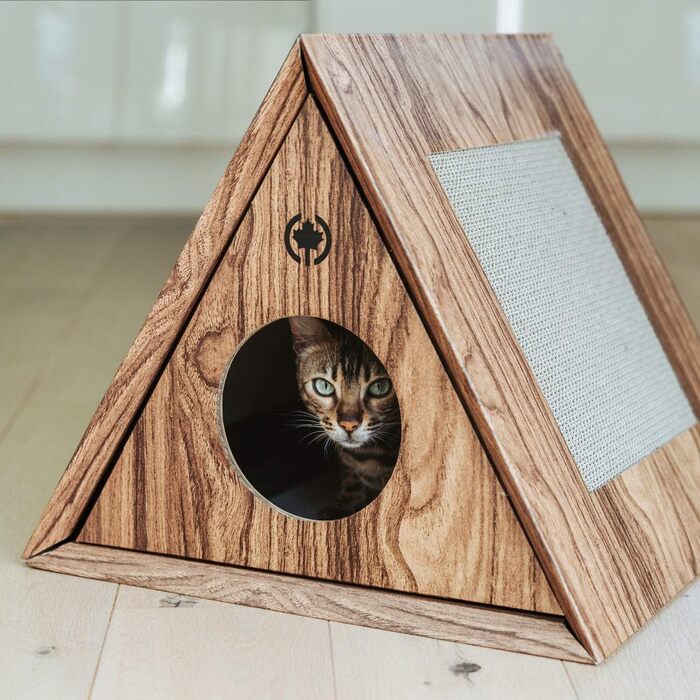 Картонний будиночок-лежанка для котів CanadianCat, 50x50x44 см, горіх, кігтеточка з гофрованого картону