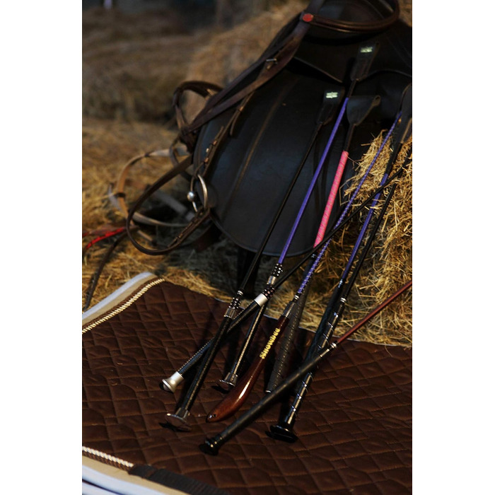 Вертикальна батигова для конкурсу Snowbee Pferd und Pony, чорна, з ручкою-діамантом та нейлоновою бахромою #10, довжина 110 см