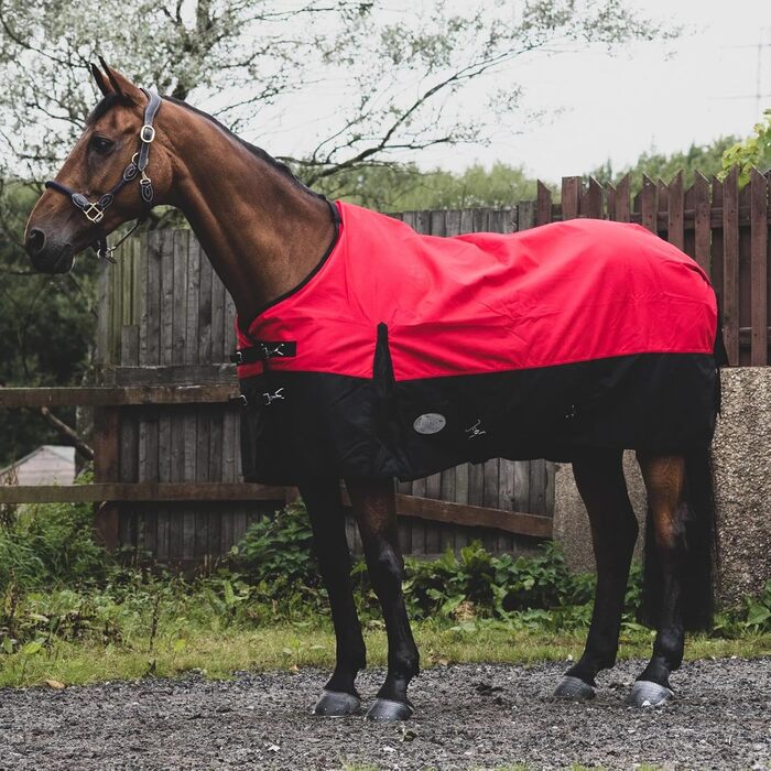 Кінська попона eQuitack 1200 ден, водонепроникна, з флісовою підкладкою, 125 см, червона/чорна
