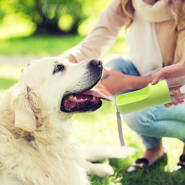 Фляга для собак MICHETT True Love Sofunii, 425 мл, зелена: витривала, BPA-free, для прогулянок