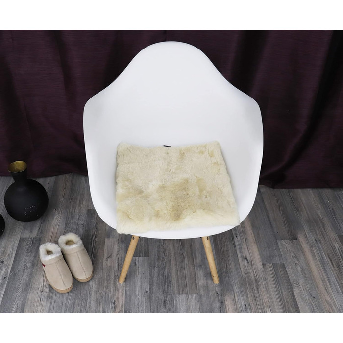 Крісло-подушка з натуральної овечої вовни мериноса Reissner | 40x40 см | Гобі | для авто, крісла, візка, кота