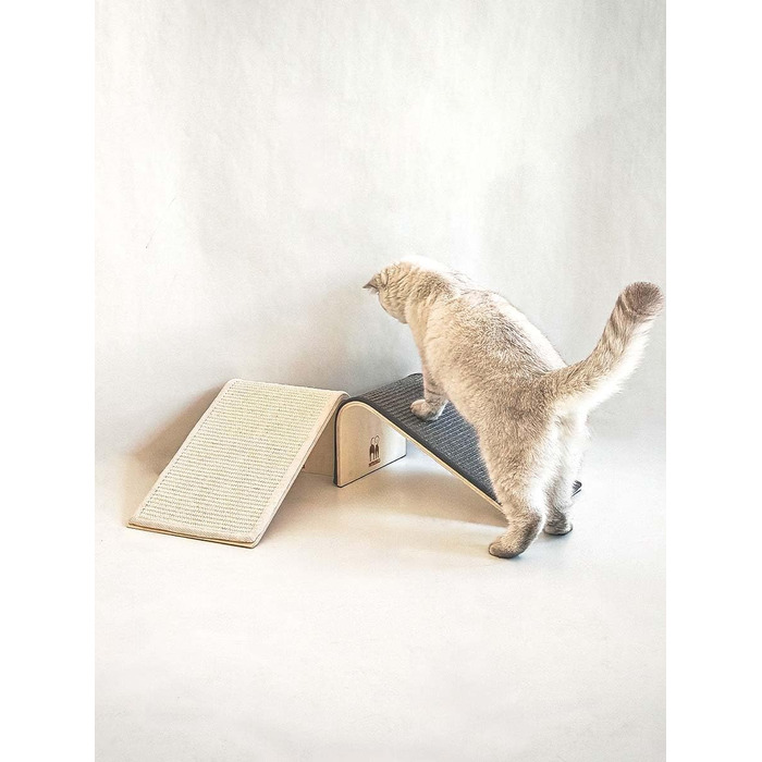 Котячий когтетоп Petrebels Design: дерев'яний когтетоп з сизалевим килимком, сірий, 38 x 23 x 23 см