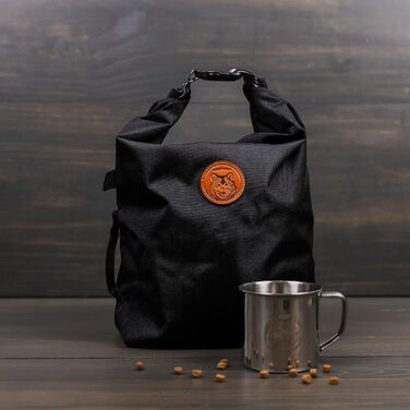 Чорна переносна сумка для собак Wilderdog з водонепроникним покриттям, контейнер для сухого корму та нержавіюча чашка