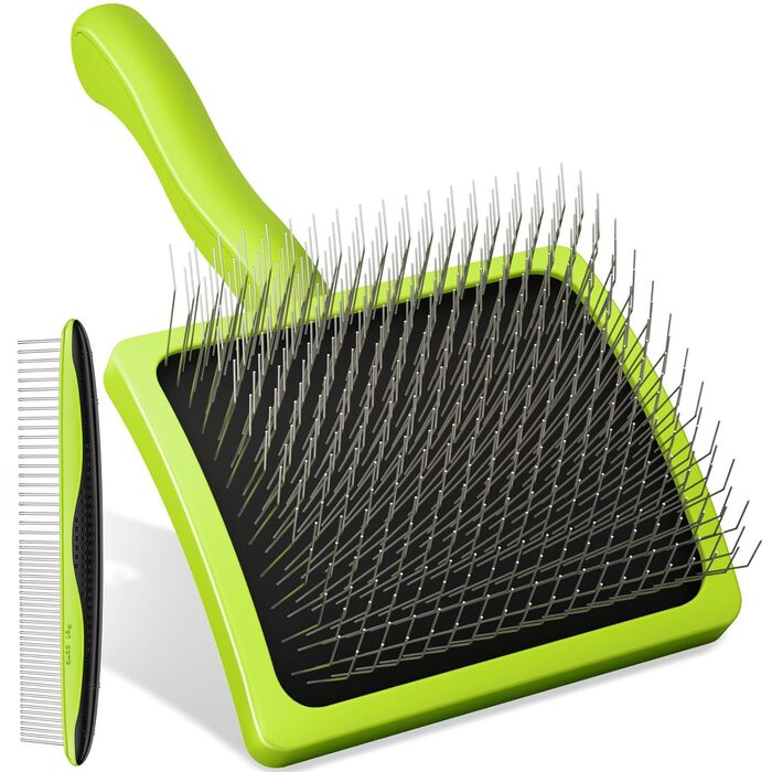 Пекют Лікер Бьорте Профі: щітка для собак, видаляє підшерсток, ковтуни. Підходить для пуделів, тедді, кокапу. Довжина щетини 25 мм