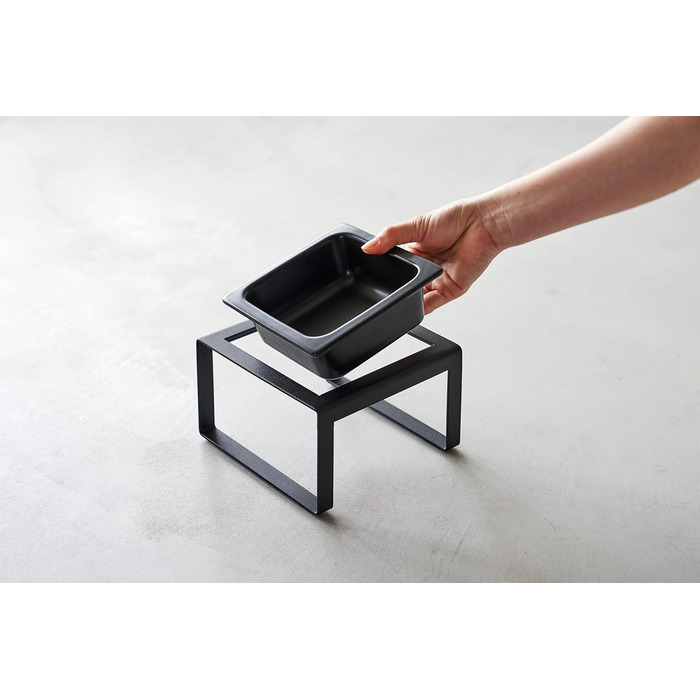 Миска для корму тварин Yamazaki 5817 Tower на підставці, чорна, сталь/кераміка, мінімалістичний дизайн, 15 x 15.5 x 10 см