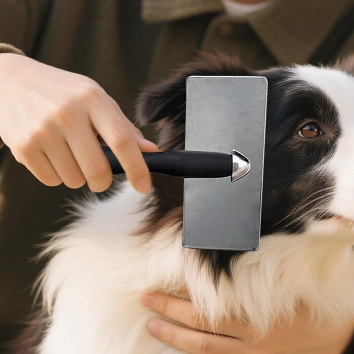 Гребінець для собак та котів з металу: видаляє підшерстя, масажний ефект, інструмент для грумінгу