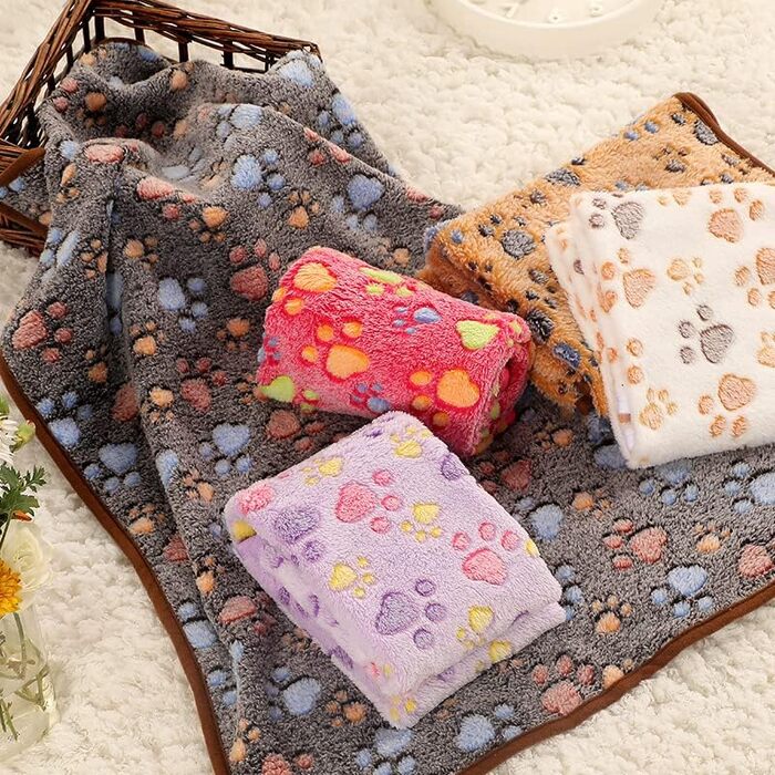 М'яка тепла ковдра для собак та котів з флісу, 50х70 см, бежева