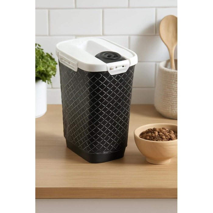 Контейнер для корму Rotho Flo 4.1л з кришкою, з безпечного пластику (PP), BPA-free, чорний