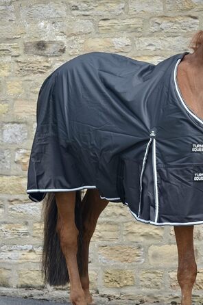 Turner Equestrian Pferdedecke Ripstop, легка, водонепроникна, 50 г, чорна