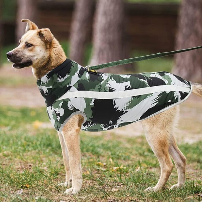 Водонепроникний теплий зимовий одяг для собак 4XL - куртка для собак, жилет для собачого спорту, одяг для домашніх тварин з отвором для шлейки, світловідбиваючими смугами, вітро- та снігонепроникний костюм для собак, білий/чорний колір