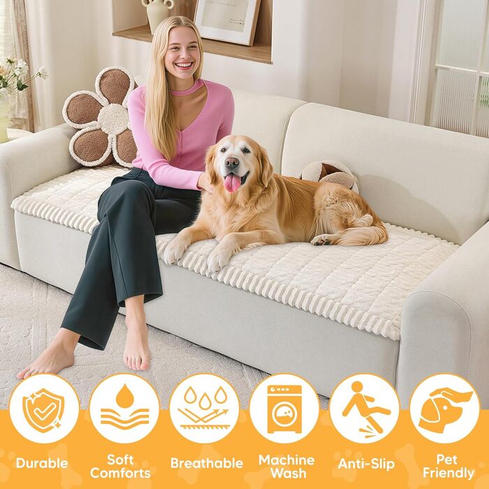 Плед на диван для собак, фланелевий, 70 x 180 см, бежевий. М'який, зручний, антиковзаючий, для захисту дивана від шерсті та бруду. Можна прати в машині.