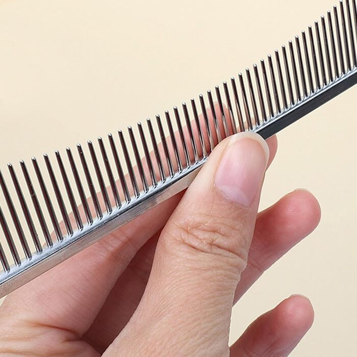 Гребінець для котів Flohkamm - догляд за шерстю, аксесуари для домашніх тварин. Підходить для літніх собак, довгошерстих порід, цуценят. Для щоденного використання та сезонної линьки. Срібний колір.