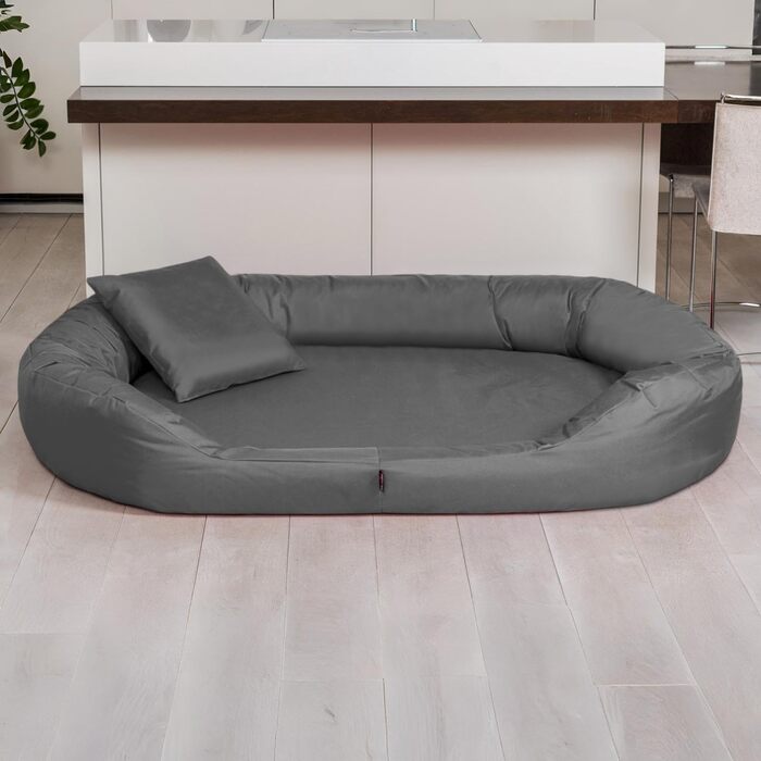 Ортопедичне ліжко для собак Tierlando® Sammy з віскоеластичним матрацом та високим бортиком з міцного поліестеру. Розмір: 140x105 см, колір: графіт. Забезпечує комфортний та суглобово-захисний сон.